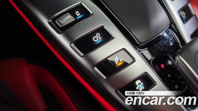 Mercedes-Benz AMG GT 2021 thumb 9