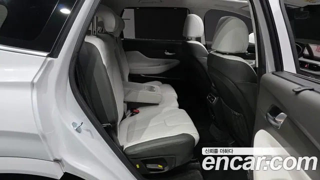 Hyundai Santa Fe 2023 thumb 12