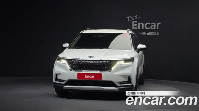 Kia Carnival 2021 thumb 3