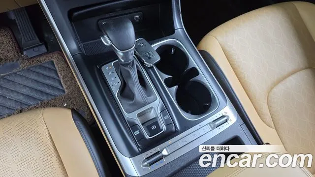 Kia Carnival 2021 thumb 9