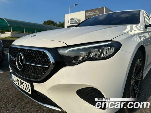 Mercedes-Benz E-Класс 2024 thumb 11
