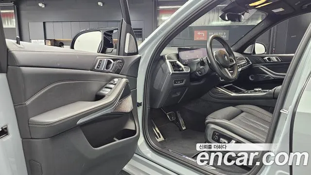 BMW X7 2024 thumb 9