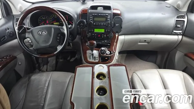 Kia Carnival 2008 thumb 7