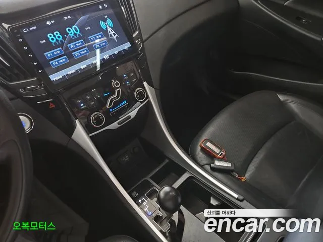 Hyundai Sonata 2009 thumb 9