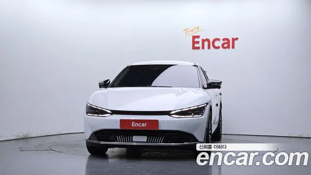 Kia EV6 2024 thumb 3
