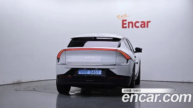 Kia EV6 2024 thumb 4