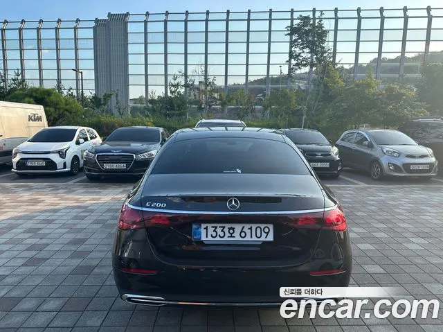 Mercedes-Benz E-Класс 2025 thumb 4