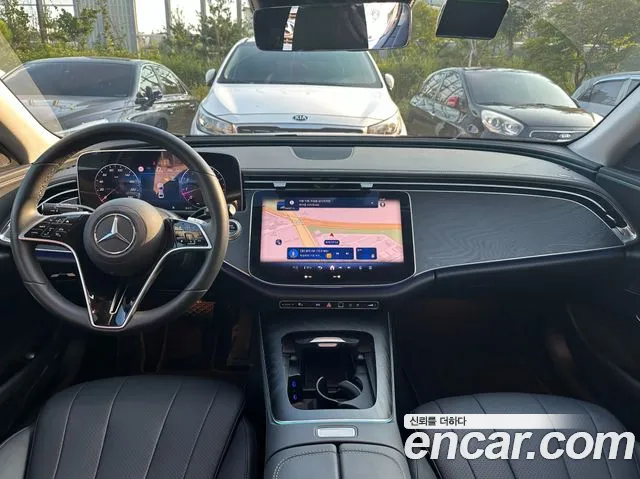 Mercedes-Benz E-Класс 2025 thumb 12