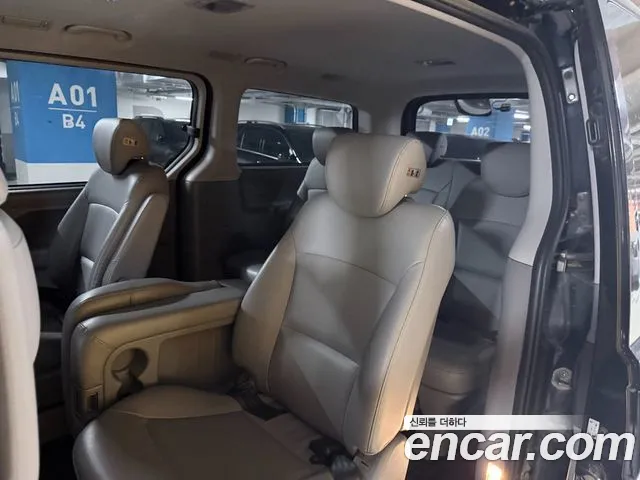 Hyundai Starex 2019 thumb 9