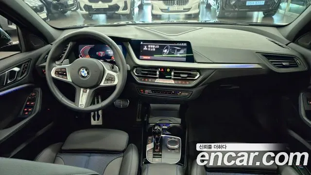 BMW 1-Series 2024 thumb 7