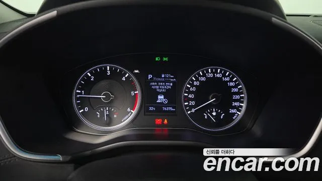 Hyundai Santa Fe 2019 thumb 7