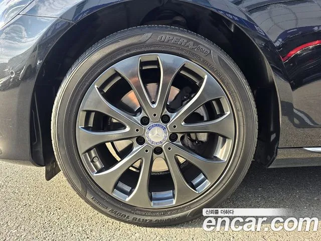 Mercedes-Benz E-Класс 2016 thumb 5
