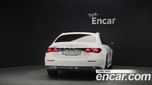 Mercedes-Benz E-Класс 2025 thumb 4