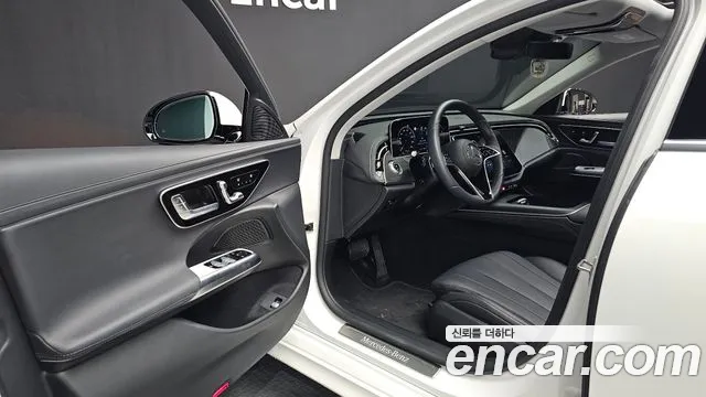 Mercedes-Benz E-Класс 2025 thumb 10