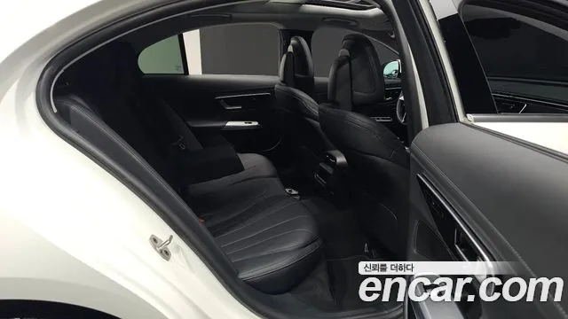 Mercedes-Benz E-Класс 2025 thumb 11