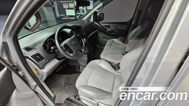 Hyundai Starex 2016 thumb 7