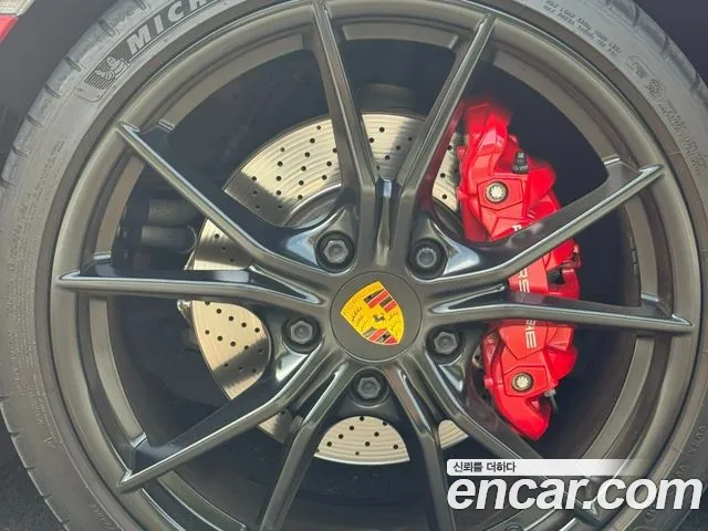 Porsche Cayman 2019 thumb 5