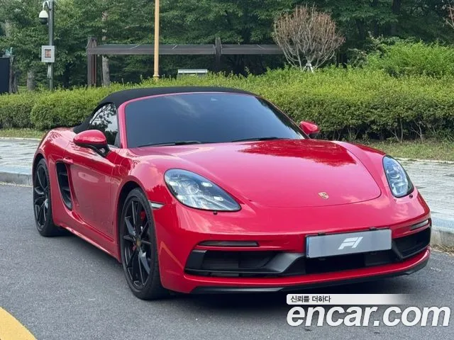 Porsche Cayman 2019 thumb 11