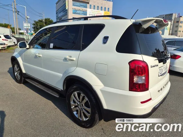 KG_Mobility_Ssangyong Rexton 2012 thumb 2