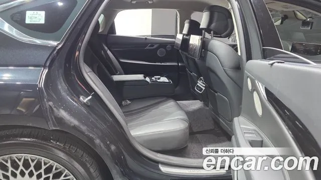 Genesis G80 2023 thumb 11
