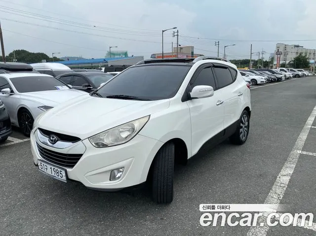 Hyundai Tucson 2010 thumb 2