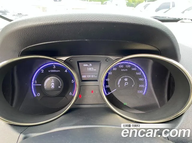 Hyundai Tucson 2010 thumb 7