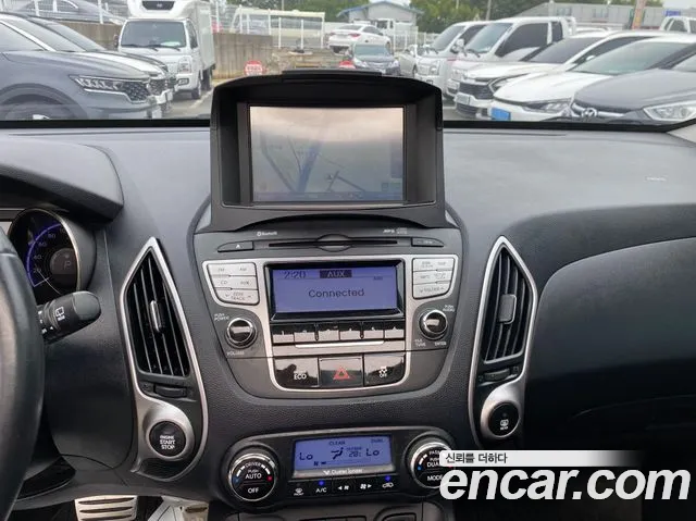 Hyundai Tucson 2010 thumb 9