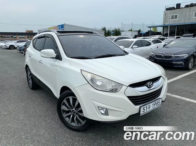 Hyundai Tucson 2010 thumb 12