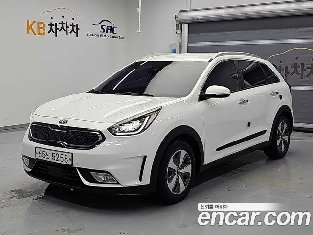Kia Niro 2017 thumb 2