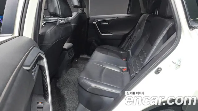 Toyota RAV4 2019 thumb 11