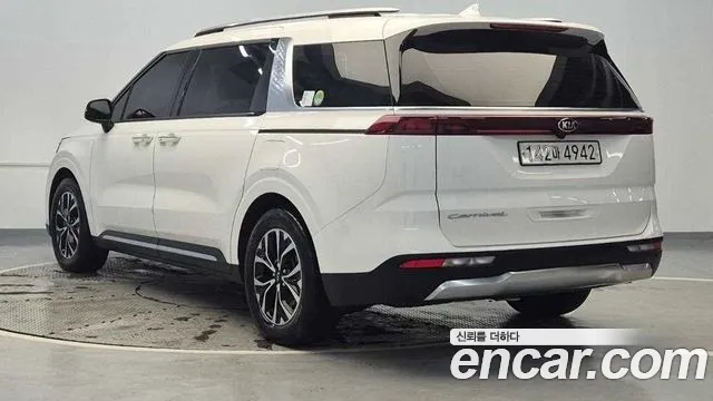 Kia Carnival 2020 thumb 3