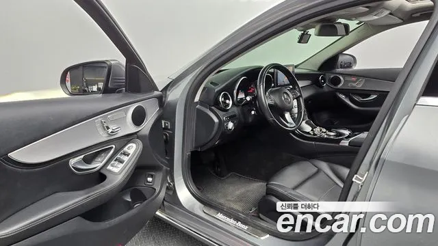 Mercedes-Benz C-Класс 2014 thumb 10