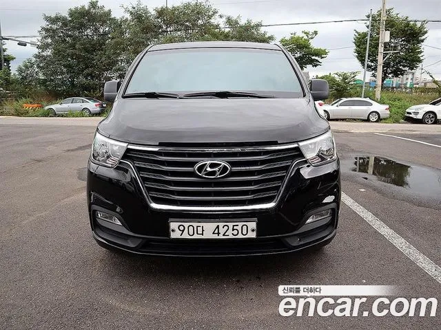 Hyundai Starex 2019 thumb 3