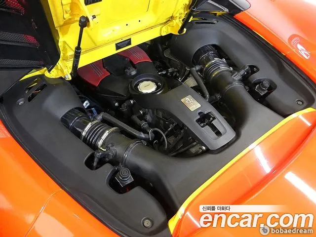 Ferrari 488 2018 thumb 6
