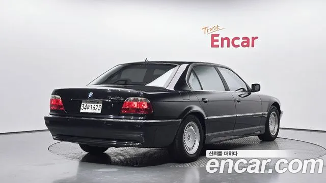 BMW 7 серии 2000 thumb 2