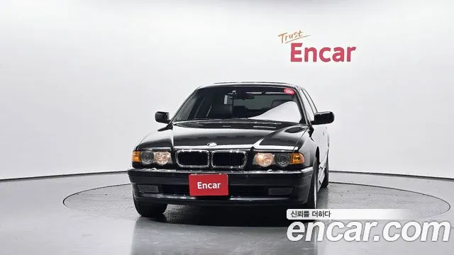 BMW 7 серии 2000 thumb 3