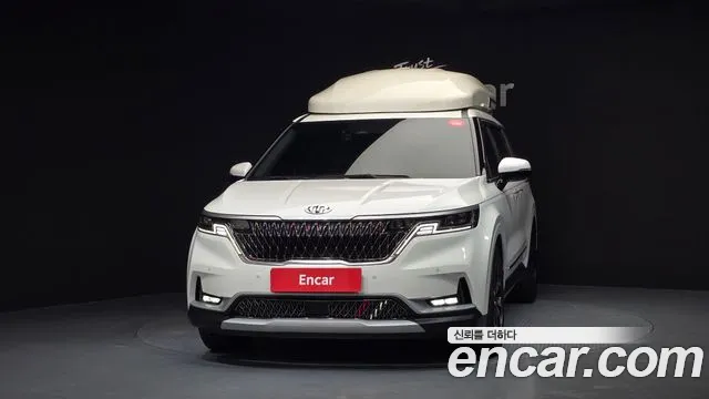 Kia Carnival 2023 thumb 3