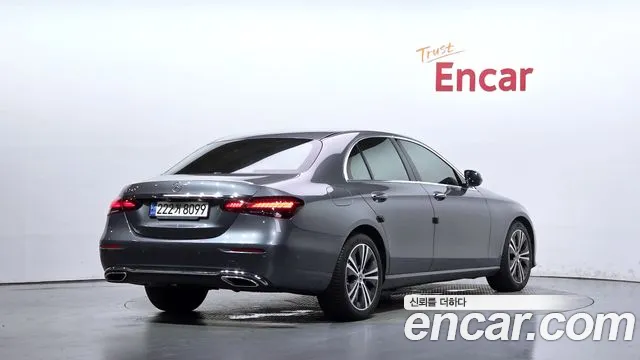 Mercedes-Benz E-Класс 2021 thumb 2