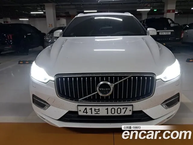 Volvo XC60 2019 1