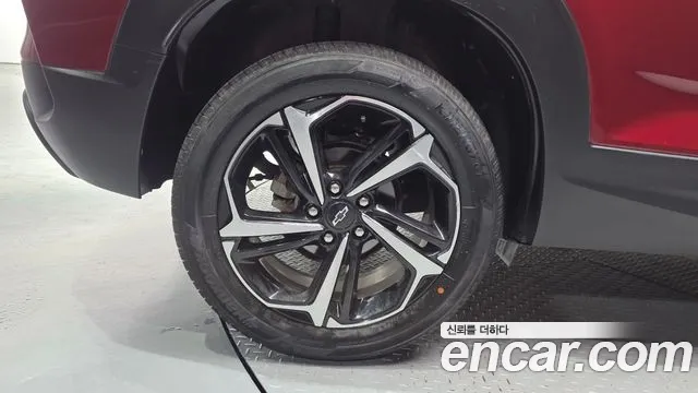ChevroletGMDaewoo TrailBlazer 2021 thumb 5