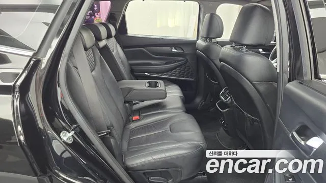 Hyundai Santa Fe 2018 thumb 10