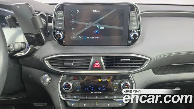Hyundai Santa Fe 2018 thumb 12