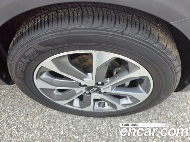 Kia Stonic 2017 thumb 5