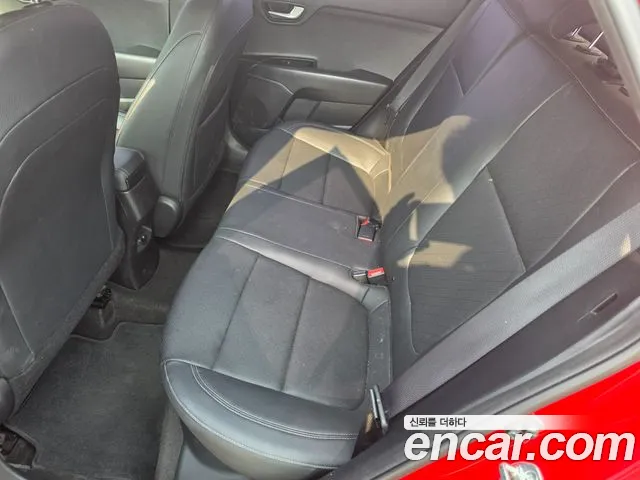Kia Stonic 2017 thumb 9