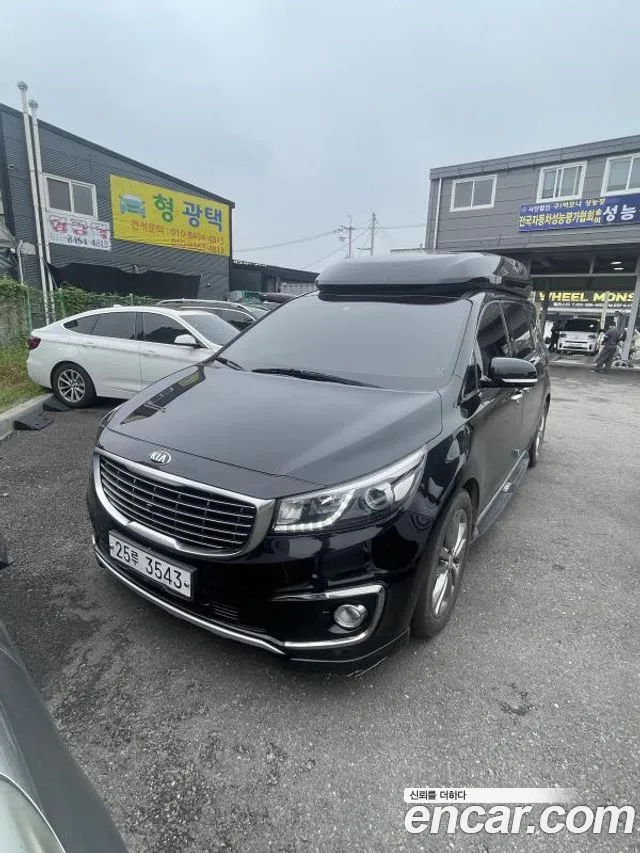 Kia Carnival 2018 thumb 12
