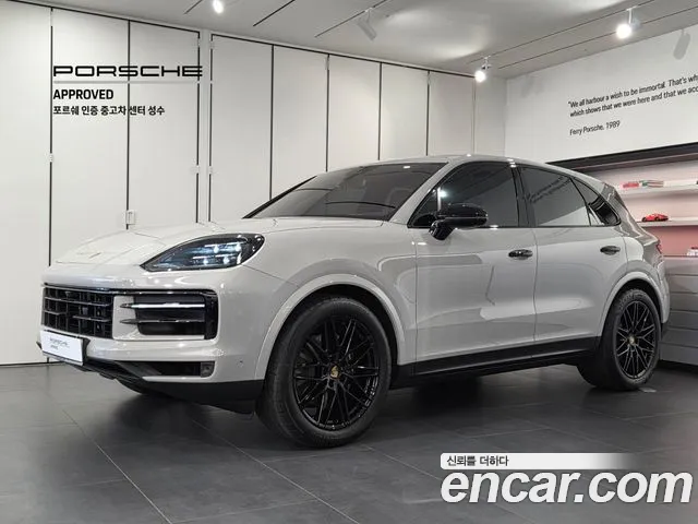 Porsche Cayenne 2024 1