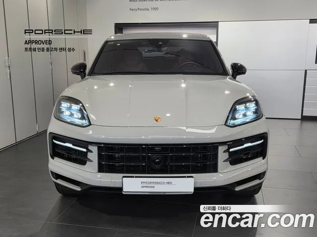 Porsche Cayenne 2024 thumb 3
