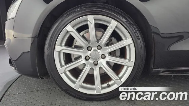 Audi A5 2015 thumb 5