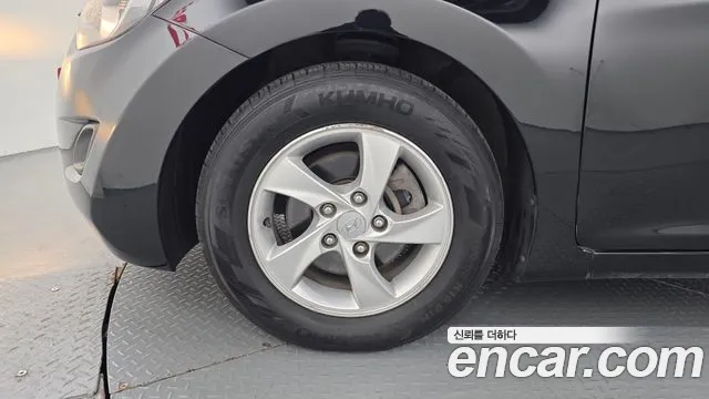 Hyundai Avante 2012 thumb 5