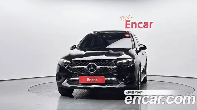 Mercedes-Benz GLC 2024 thumb 3